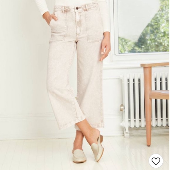 Universal Thread Highest Rise Wide Leg Cropped - Picture 3 of 13